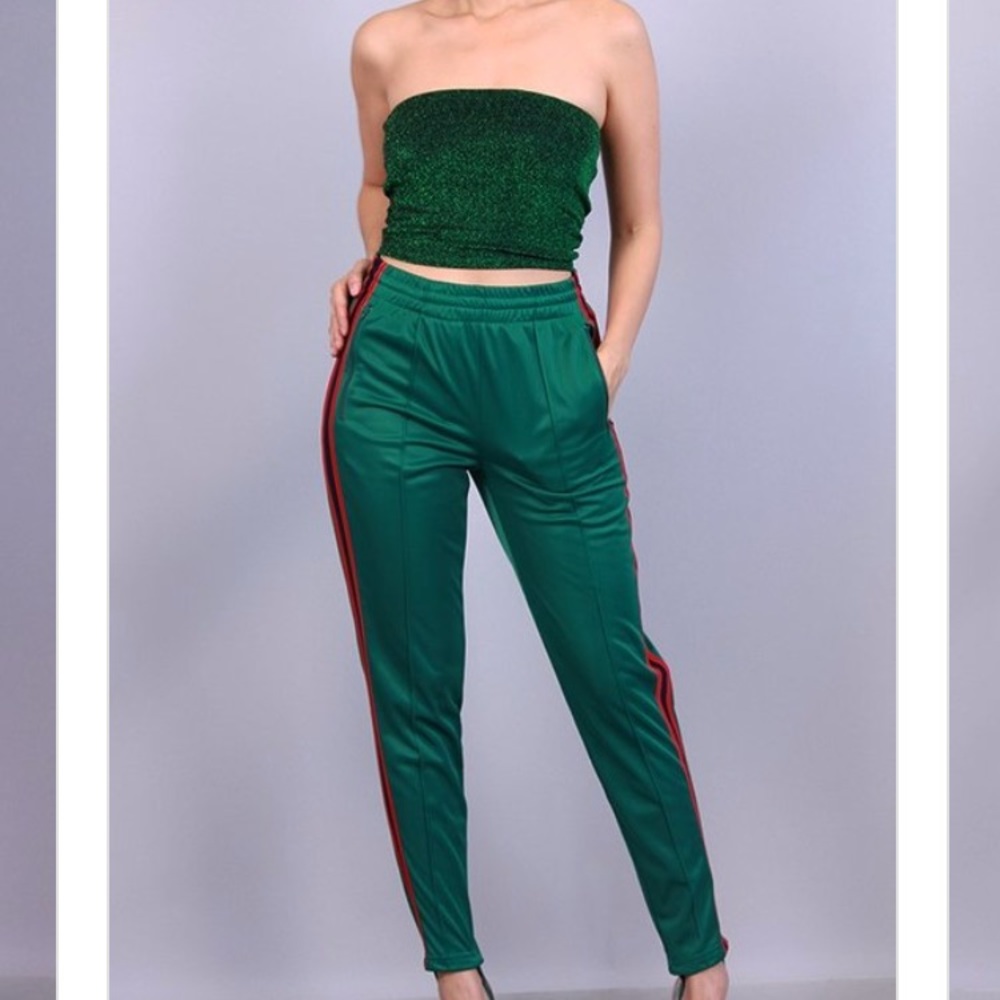 💚💚Track pant with stripes💚💚